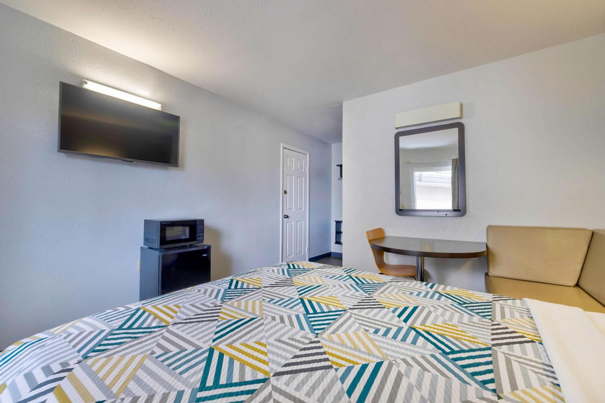 Motel 6-Oshkosh, Wi Ngoại thất bức ảnh