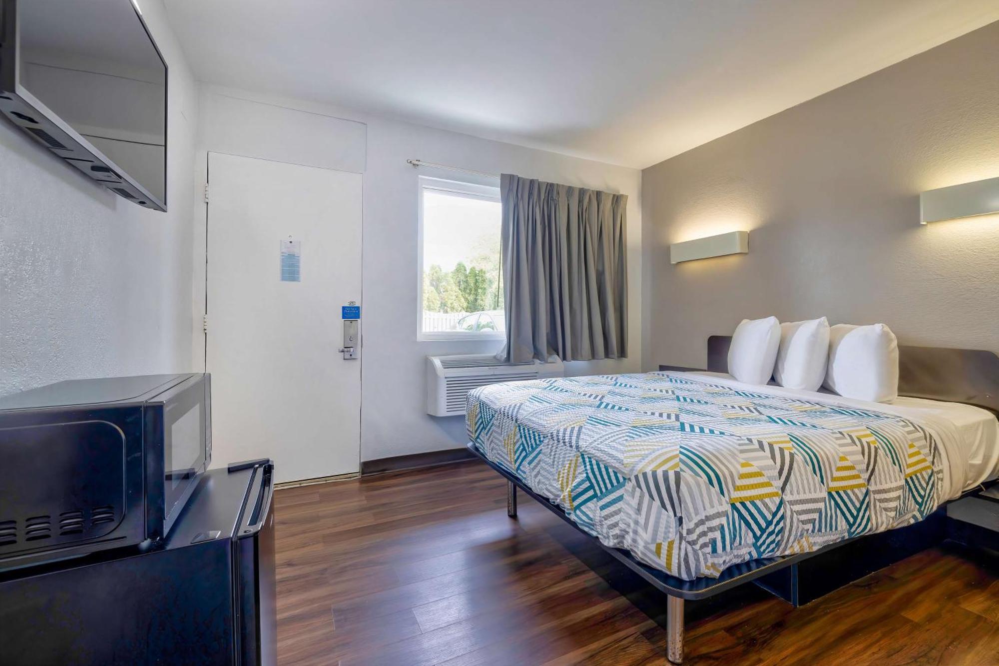 Motel 6-Oshkosh, Wi Ngoại thất bức ảnh