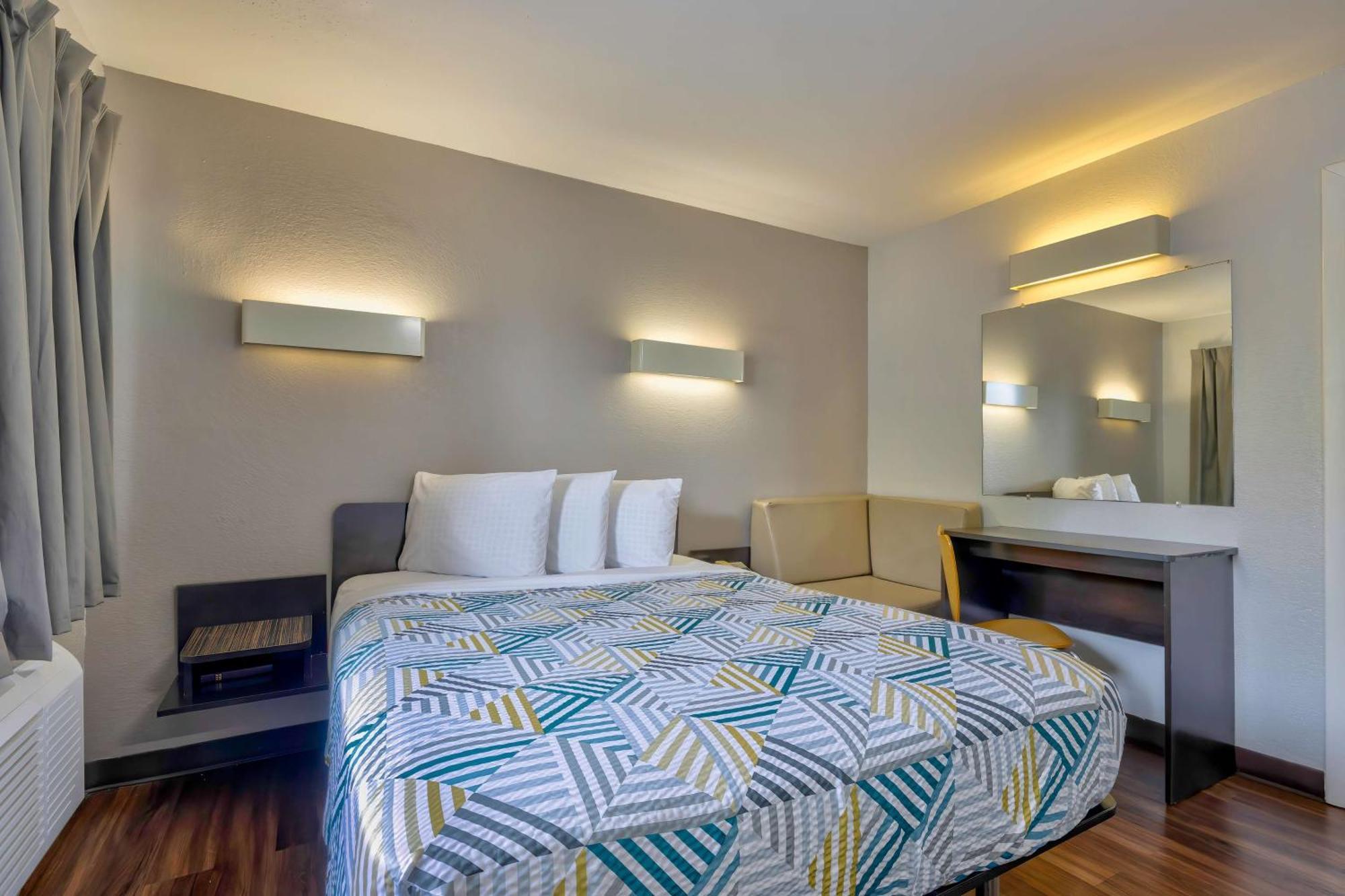 Motel 6-Oshkosh, Wi Ngoại thất bức ảnh