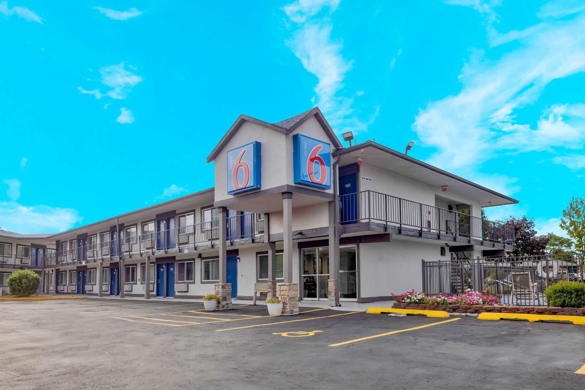 Motel 6-Oshkosh, Wi Ngoại thất bức ảnh