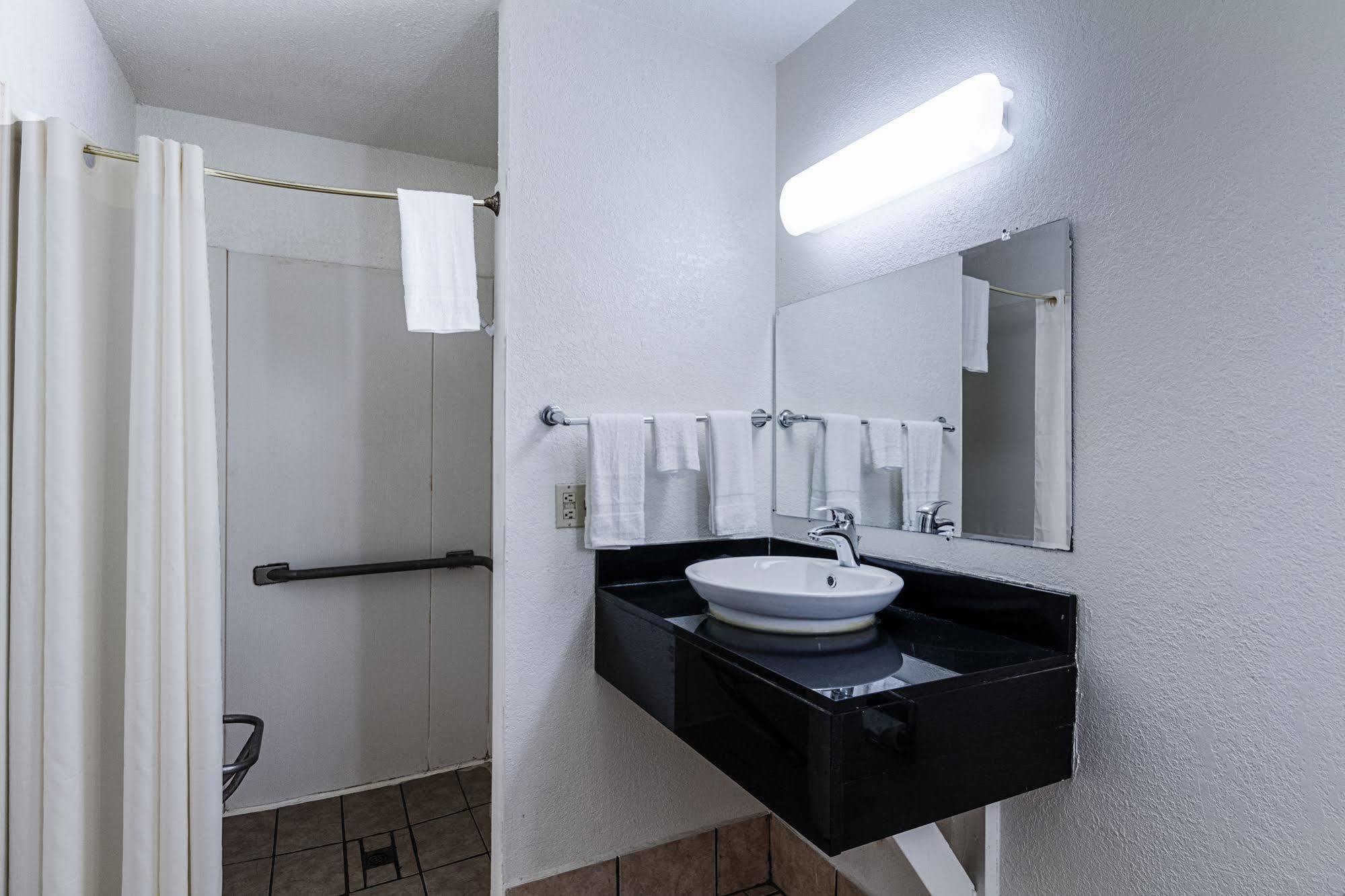 Motel 6-Oshkosh, Wi Ngoại thất bức ảnh